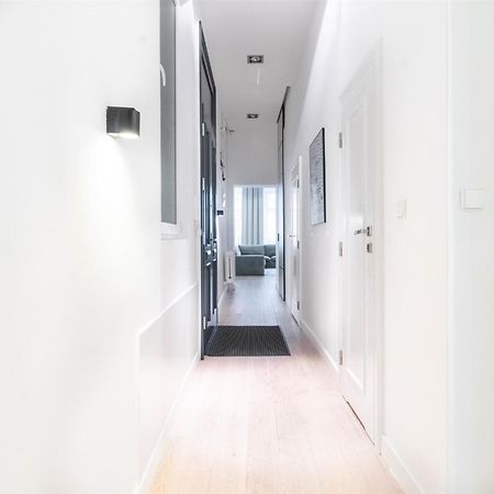 Spacious Apart In The Center- Main Square 300M Вроцлав Екстериор снимка