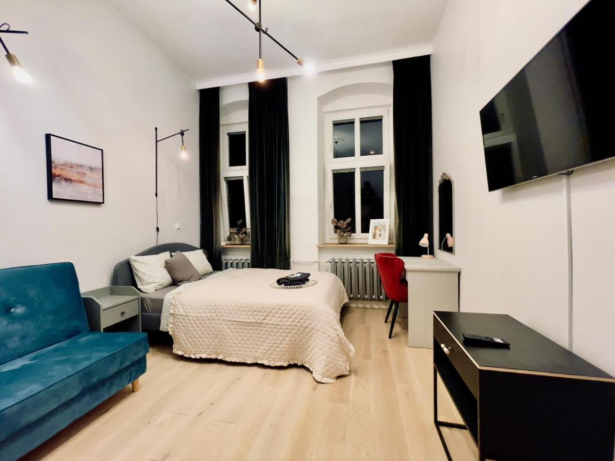 Spacious Apart In The Center- Main Square 300M Вроцлав Екстериор снимка